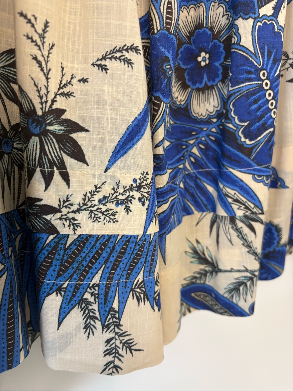 Banana Republic Cream and Blue Floral Peasant Blouse - Picture 3 of 6